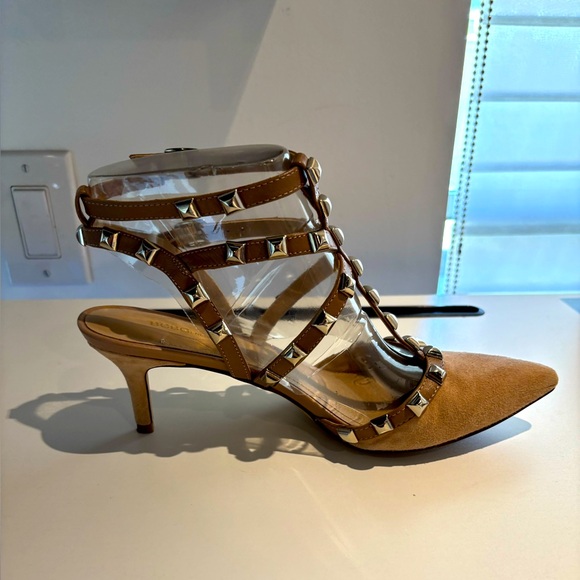 BCBGeneration Tan Studded kitten Heels - Picture 1 of 4